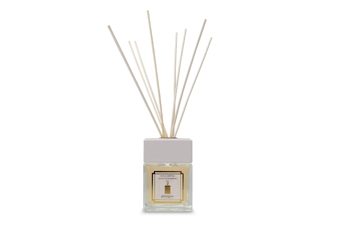 Diffusore a bastoncini Erbolinea linea classica uva e mirtilli